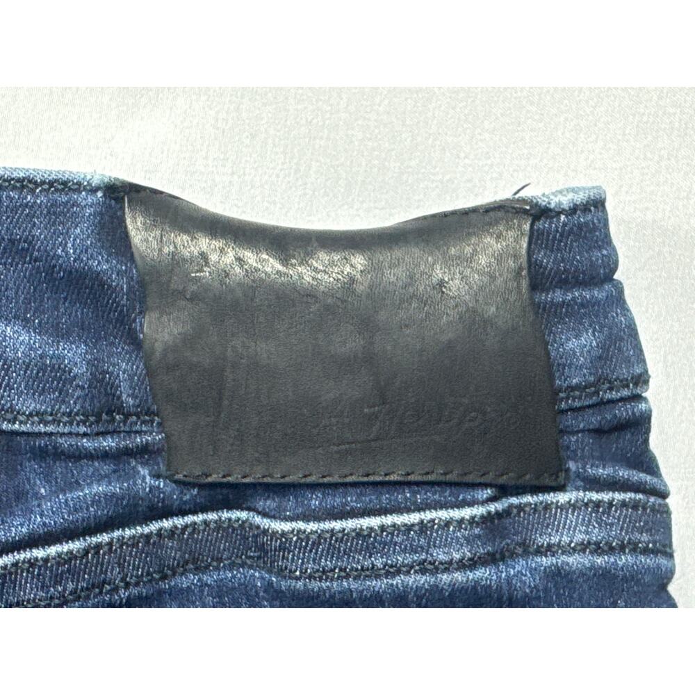 34 Heritage Men's Charisma Comfort-Rise Classic Blue Jeans  40x32 (39x31.5) Read - Picture 3 of 7